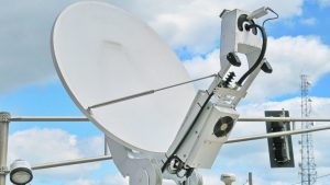 Jelajahi Tanpa Batas: Panduan Lengkap Koneksi Internet Satelit untuk Traveling ke Pedalaman